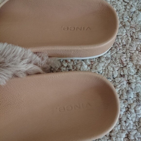 Vince sheep fur Garrison beige leather slide sandals size 38 - Picture 5 of 11